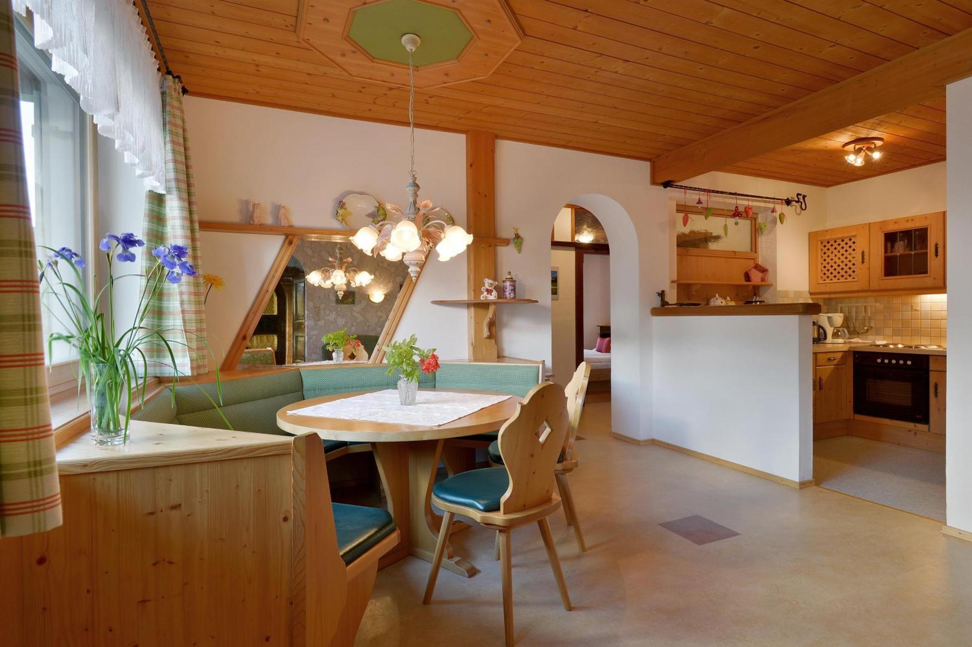 Ferienwohnung Alpenresidenz Unterrainer Ellmau Zimmer foto